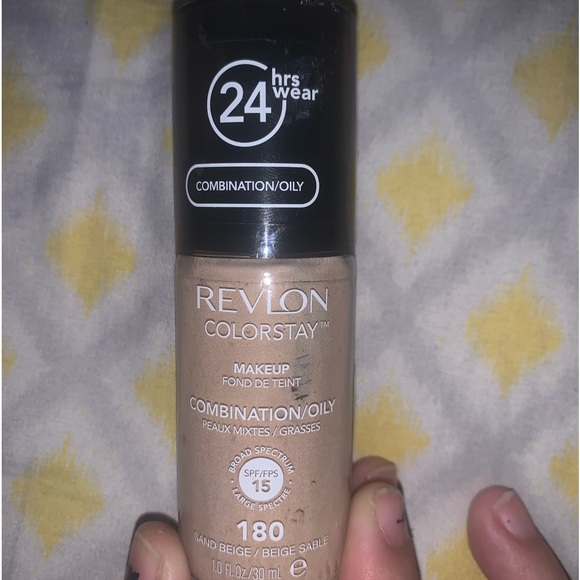 NEVER WORN MAKE-UP ESSENTIALS: - Picture 9 of 11